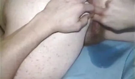 Grande ragazza con segni va siti porno in hd in hardcore