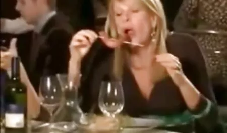 BrutalClips adolescente Helena Keynes scopata porno in alta definizione e sculacciata