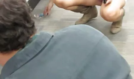 Giocare con la ceretta porno alta definizione prima del sesso doggystyle e Crimp