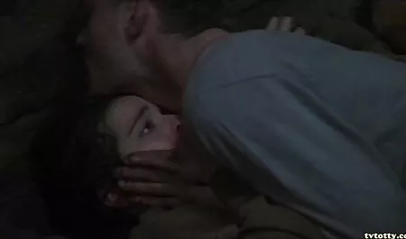 OLD4K. prende parte al suo primo video porno italiani hd vecchio e giovane sesso