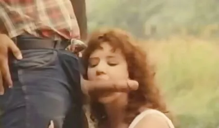 Amiche lez ragazze leccare nel video porno italiani hd nuovo anno, Parte 1