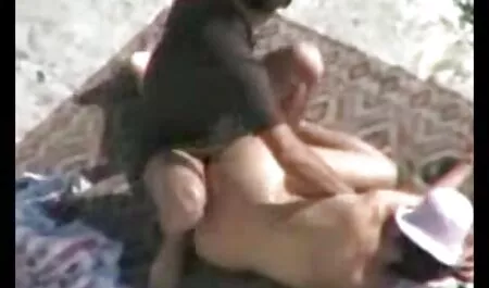 Nonna offre la sua video porno hd trans figa come pagamento