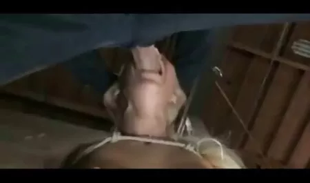 Giovane ragazza Leccare il culo e sperma filme xxl online gratis in bocca