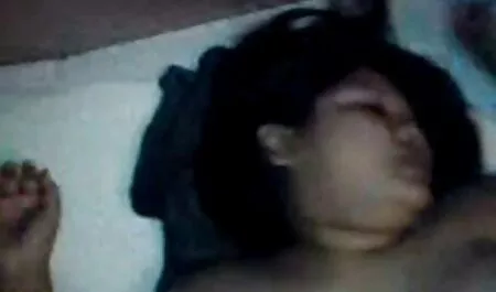 La bionda lussuriosa di 21 anni attacca il collettore film porno gratis in hd con la sua figa