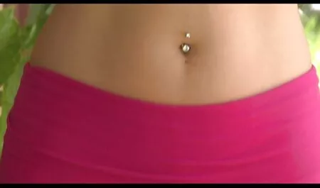 Bella asiatica trans piacere il suo cazzo e buco videoporno gratis hd del culo