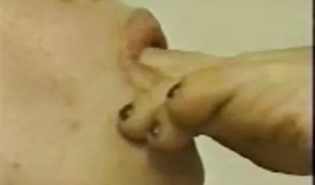 Paffuto Bionda siti porno hd Babe seduce la sua figa con dildo e vibratore