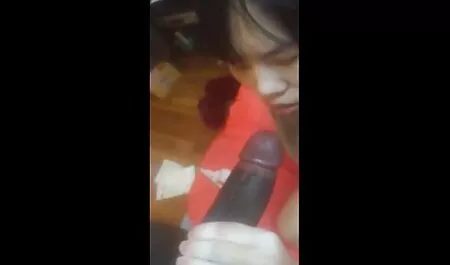 Cornea bionda ama toccare se stessa davanti alla miglior sito porno hd telecamera