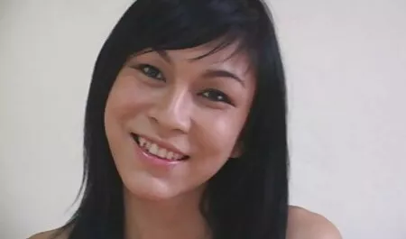 Jessica in uniforme scopata sul i migliori video porno in hd divano