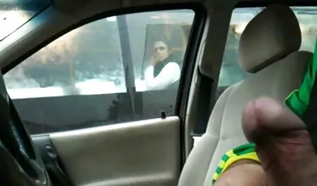 Paffuto video hard hd latina trans allarga enorme culo e diteggiatura piccolo cazzo