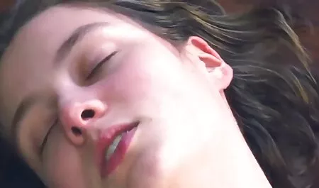 All'ultimo minuto - porno video gratis hd hardcore cazzo tra le tette in ufficio del medico